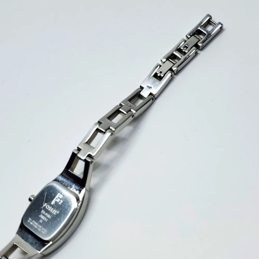 Vintage Fossil Watch F² ES9381 Silver Toned Steel Wristband White Face Watch